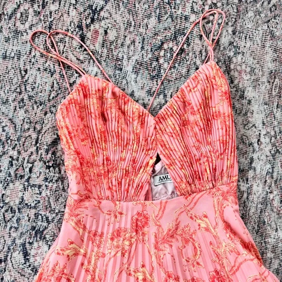 AMUR Lucy Dress - Picture 7 of 15